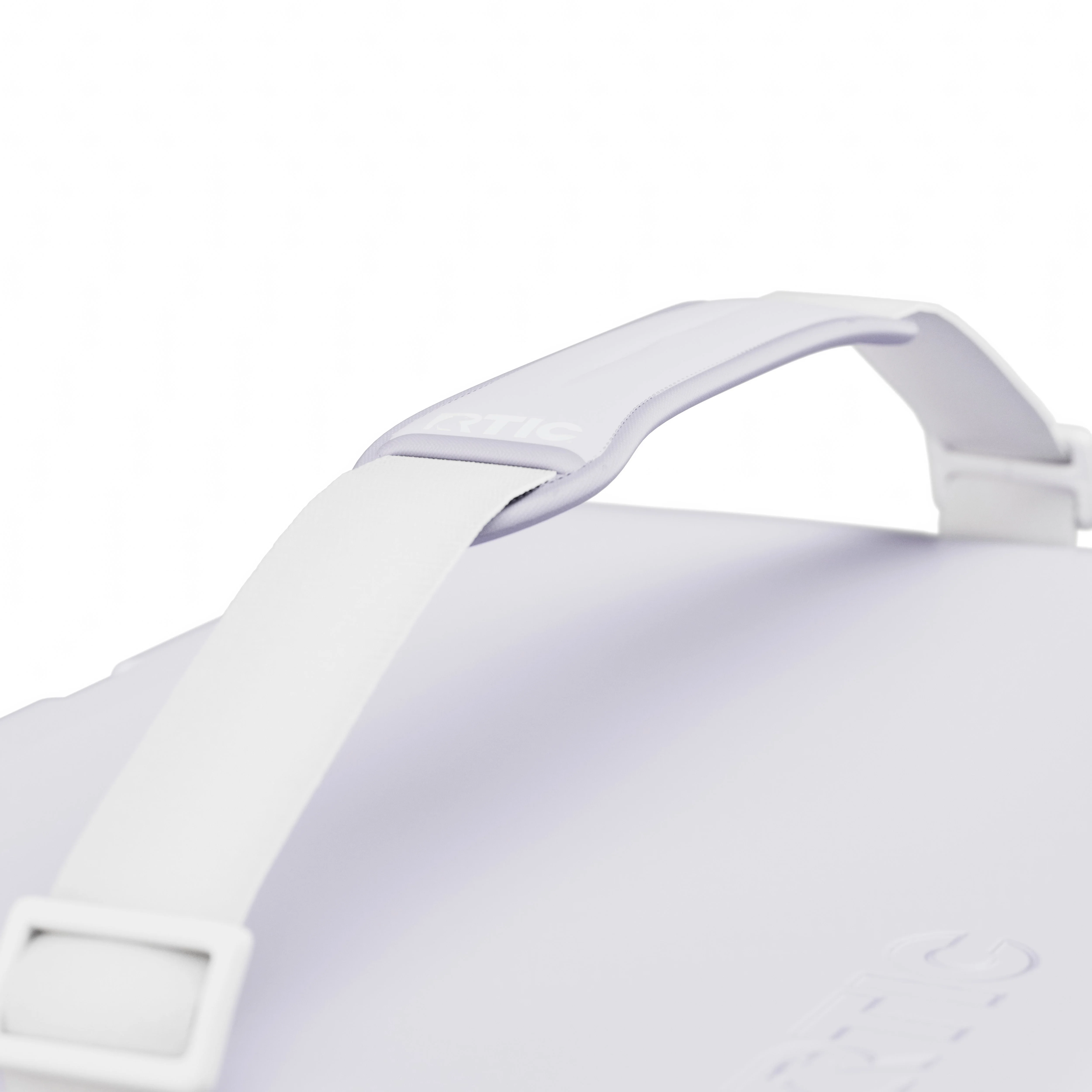 RTIC 22 QT Ultra-Light Hard-Sided Ice Chest Cooler, Lilac/White, Fits 8 bottles or 30 cans