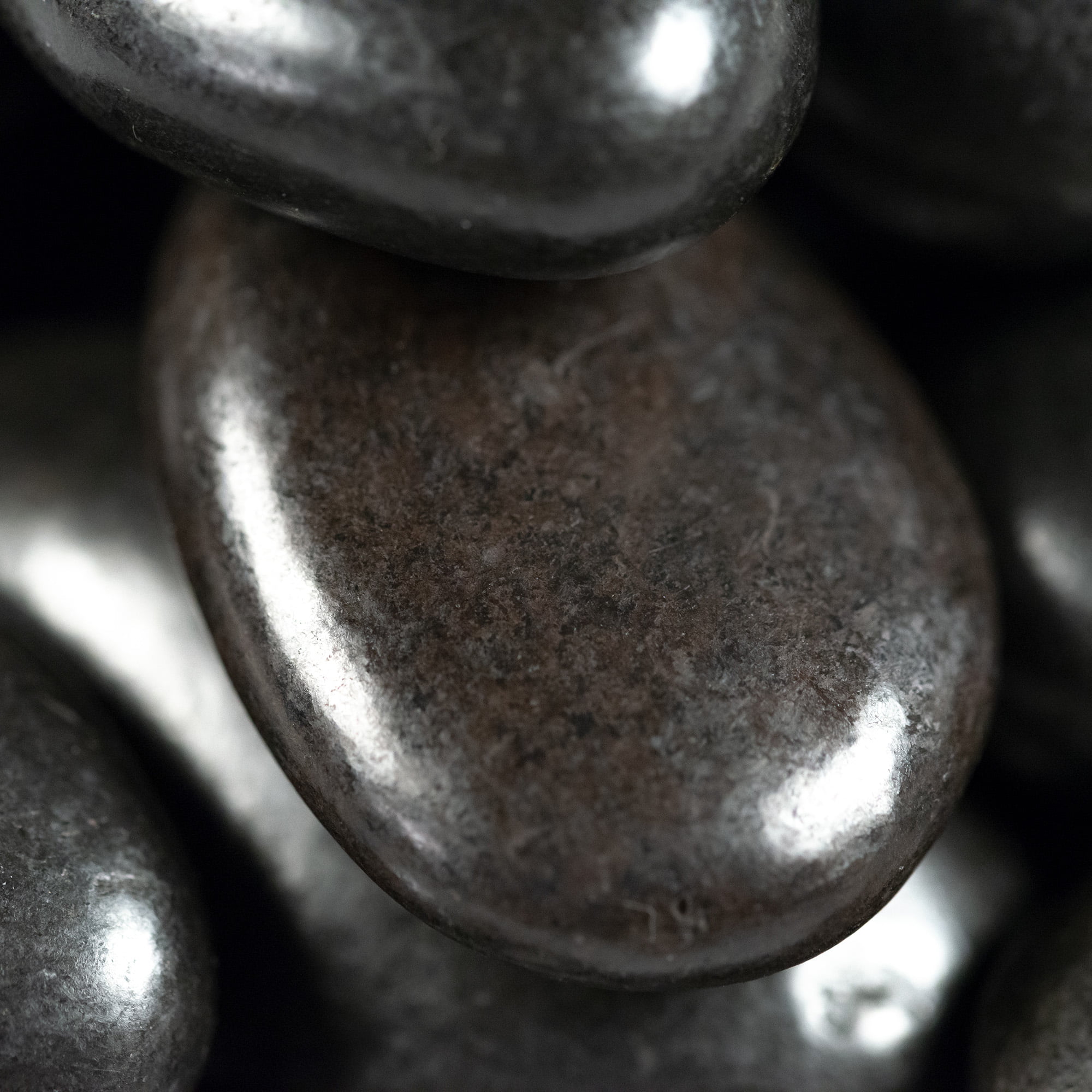 MSI Black Polished Pebbles (20 lbs)