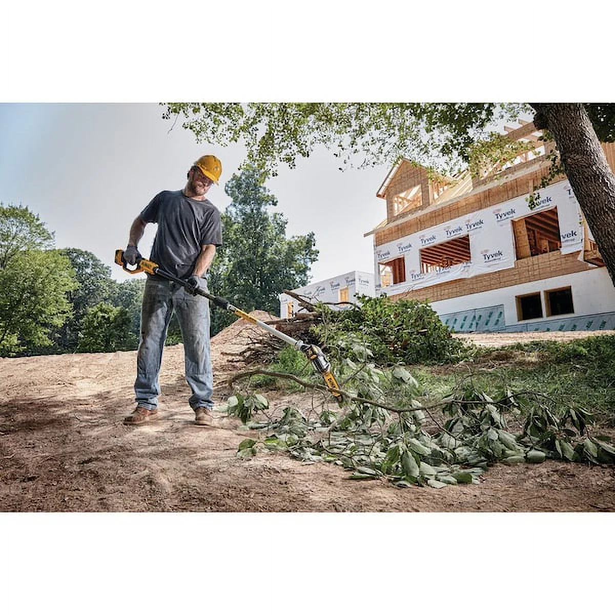 DEWALT 20V MAX XR Brushless Li-Ion Cordless Pole Saw (Tool Only) New DCPS620B