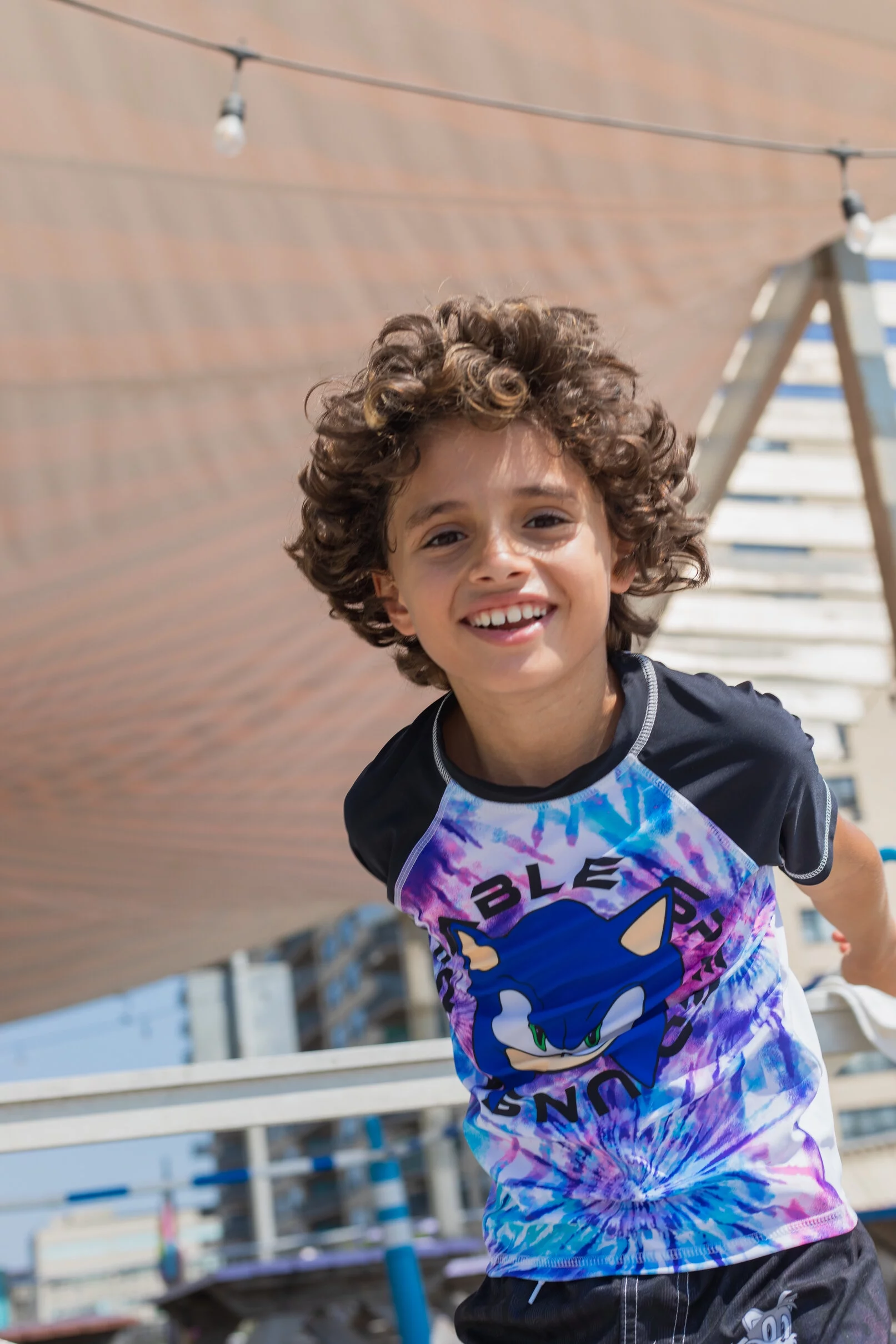 SEGA Sonic The Hedgehog Tails Knuckles Big Boys Pullover Rash Guard and Swim Trunks Outfit Set Little Kid to Big Kid