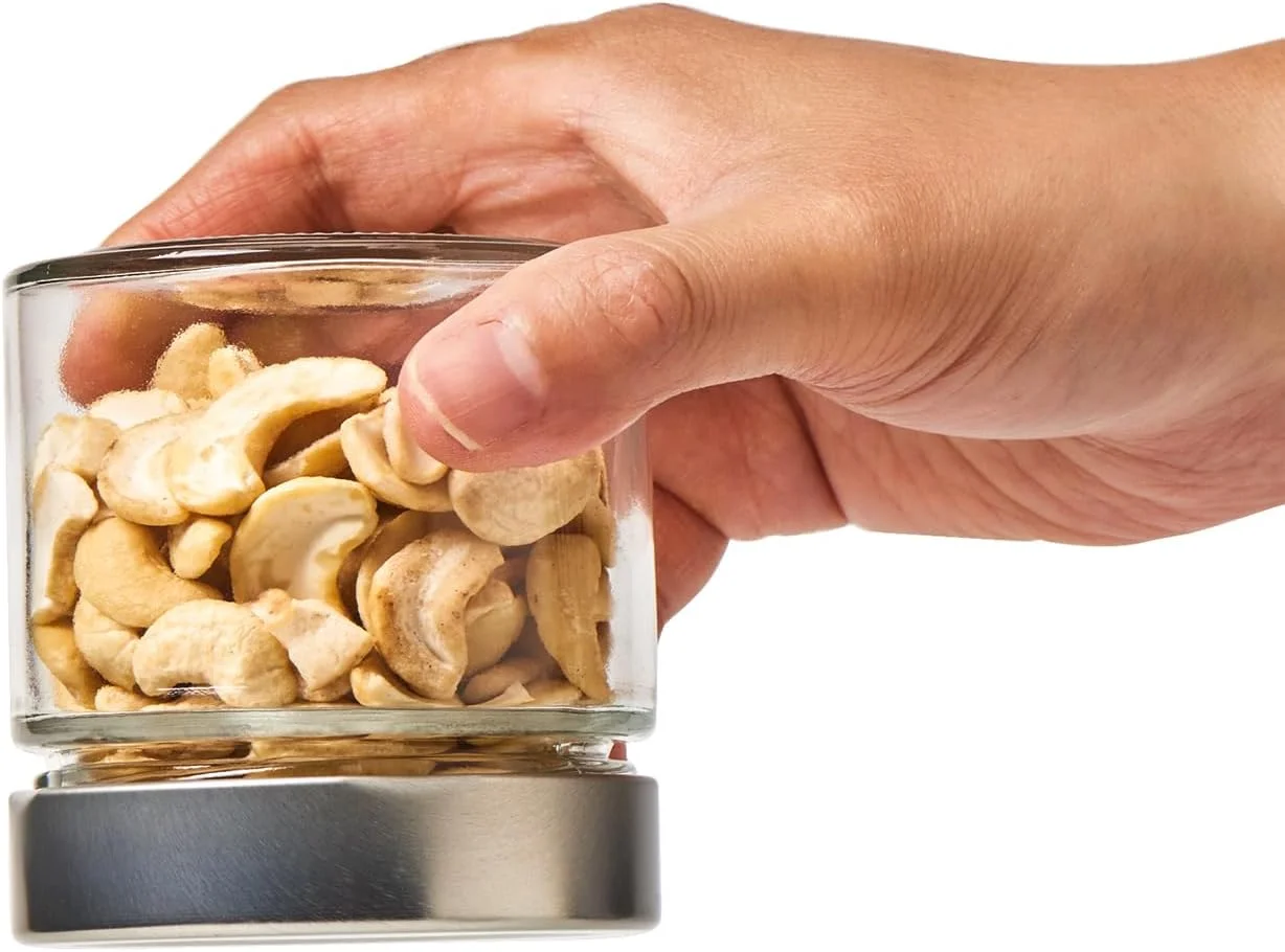 EZOWare 6oz Airtight Glass Jars with Brushed Silver Lids, Set of 6 Kitchen Clear Food Canister Storage Container for Yogurt, Jelly, Dessert, Honey, Jams, Sugar, Spices, and DIY Candles Decor