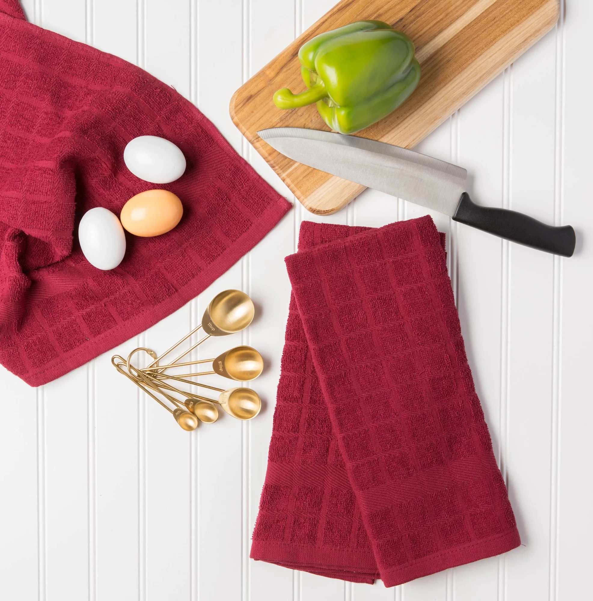 Contemporary Home Living Set of 4 Solid Wine Red Terry Dish Towel, 26