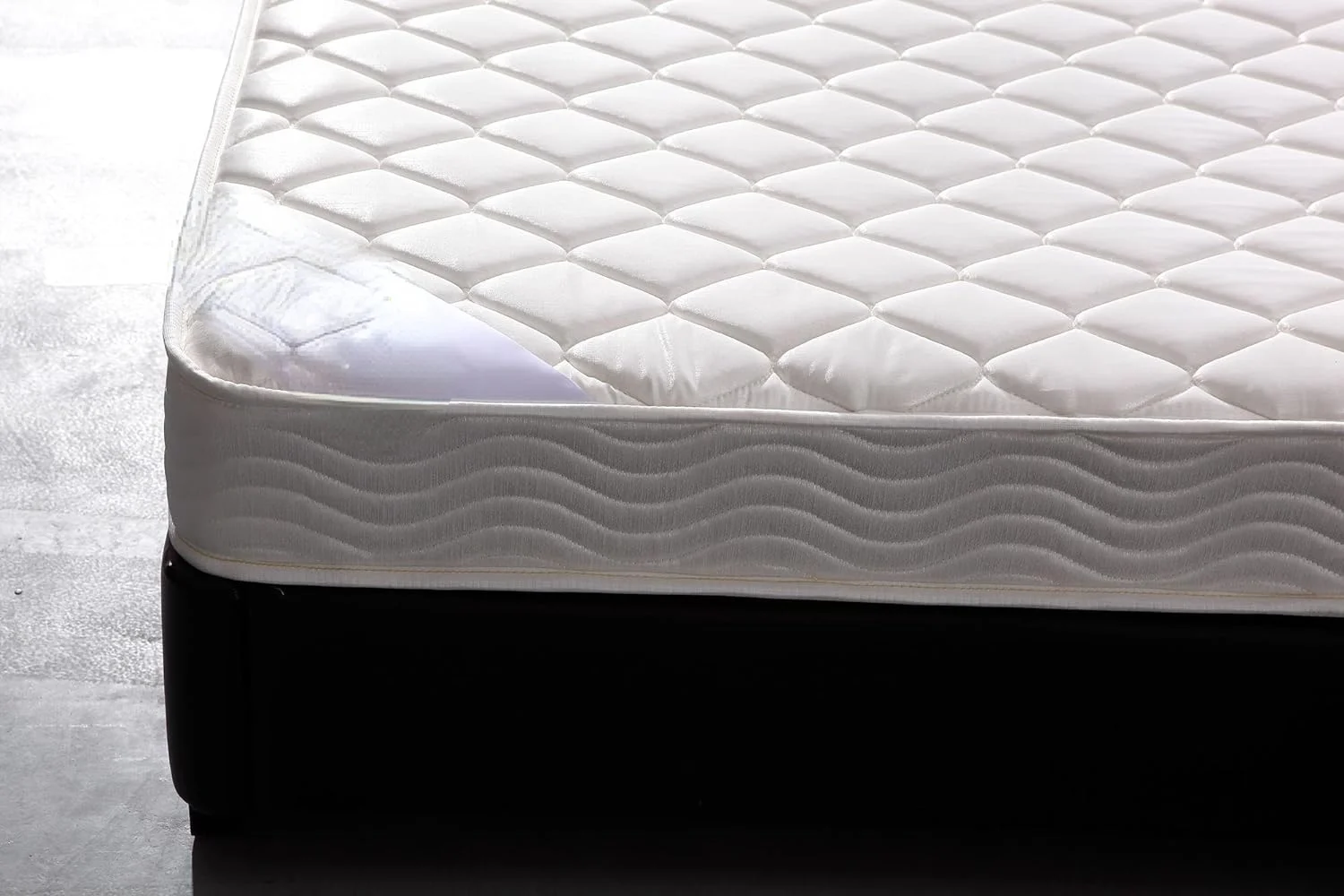 3260Twin Polyester Mattress, Twin, Firm, White