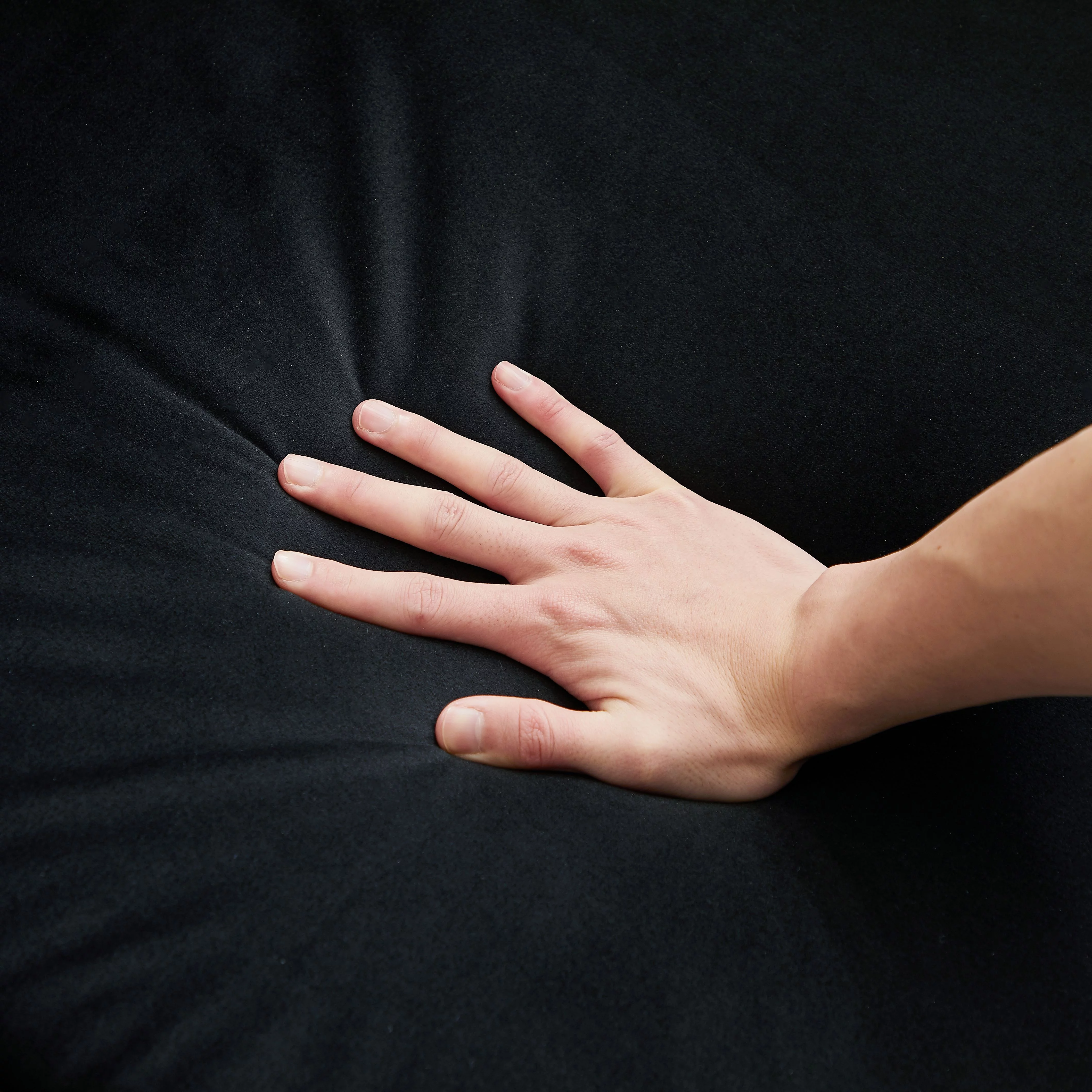 Modern Pull Out Convertible Sleeper Sofa Bed, Velvet Folding Futon Couch Loveseat Recliner with Adjsutable Backrest Pillows for Living Room Bedroom Apartment Office