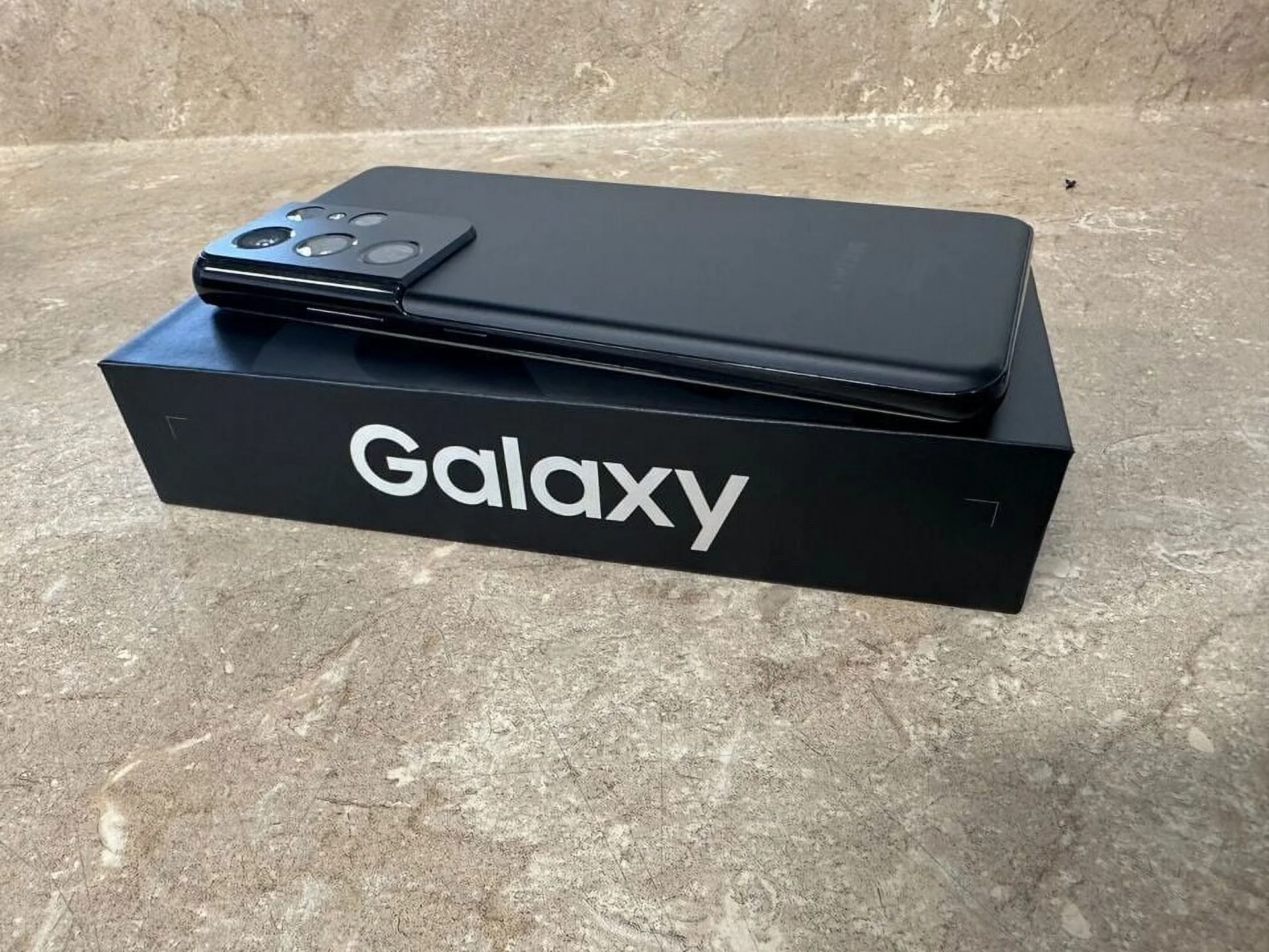 Samsung Galaxy S21 Ultra 5G G998U 128GB Factory Unlocked -EXCELLENT-