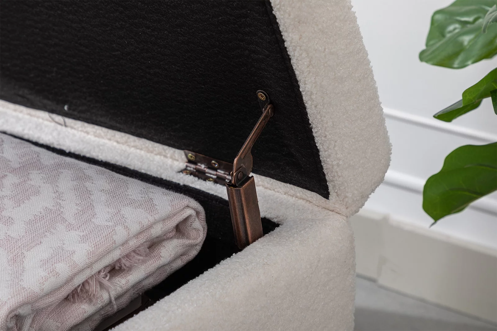 Guyou Storage Bench Sherpa End of Bed Ottoman Bench with Wooden Shoe Rack and Coffee Table, Modern Upholstered Long Seating Bench Entryway Bench for Hallway Foyer Living Room Bedroom, Beige