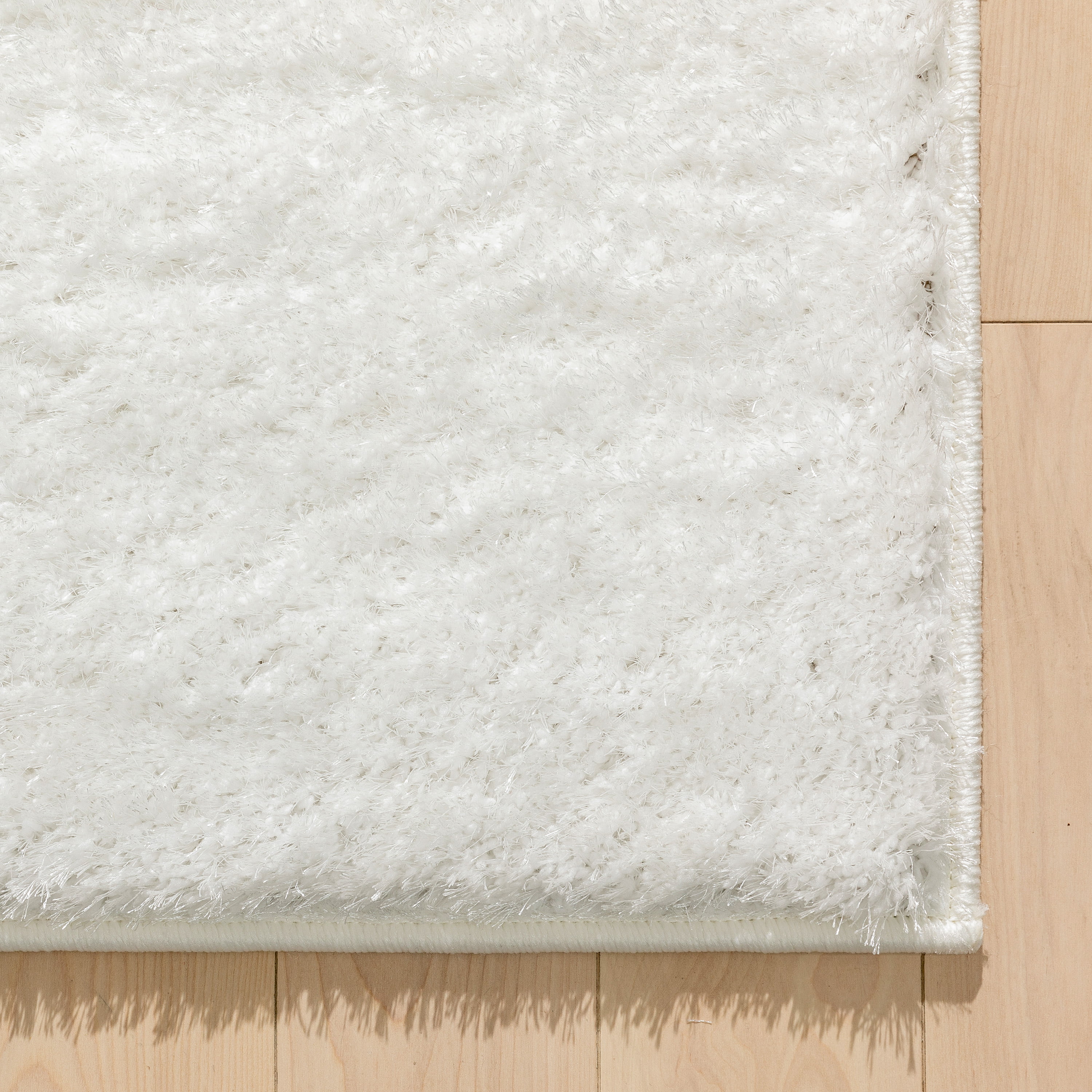 Well Woven Ciel Ivory Ultra-Soft Multi-Textured Shimmer Pile Area Rug 5x7 (5'3