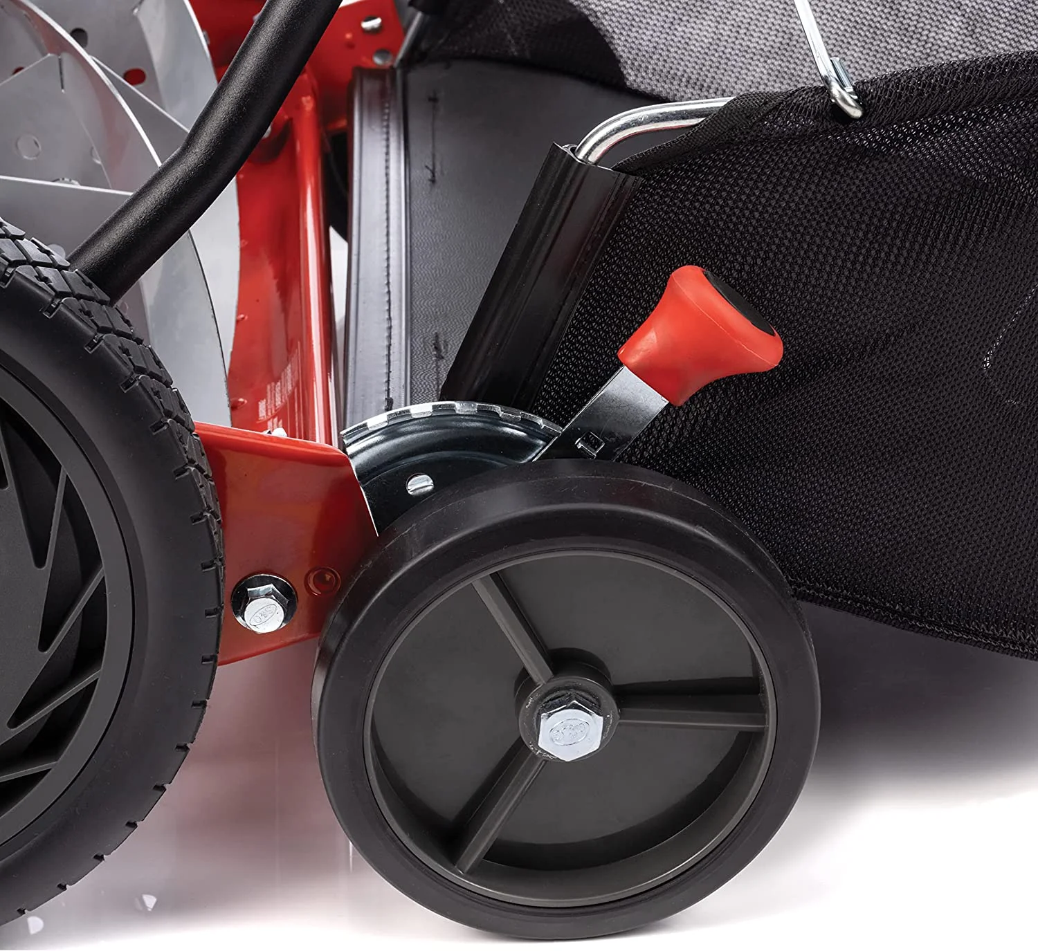 Dina 1816-18CR 18-Inch 5-Blade Push Reel Lawn Mower with Grass Catcher  Red