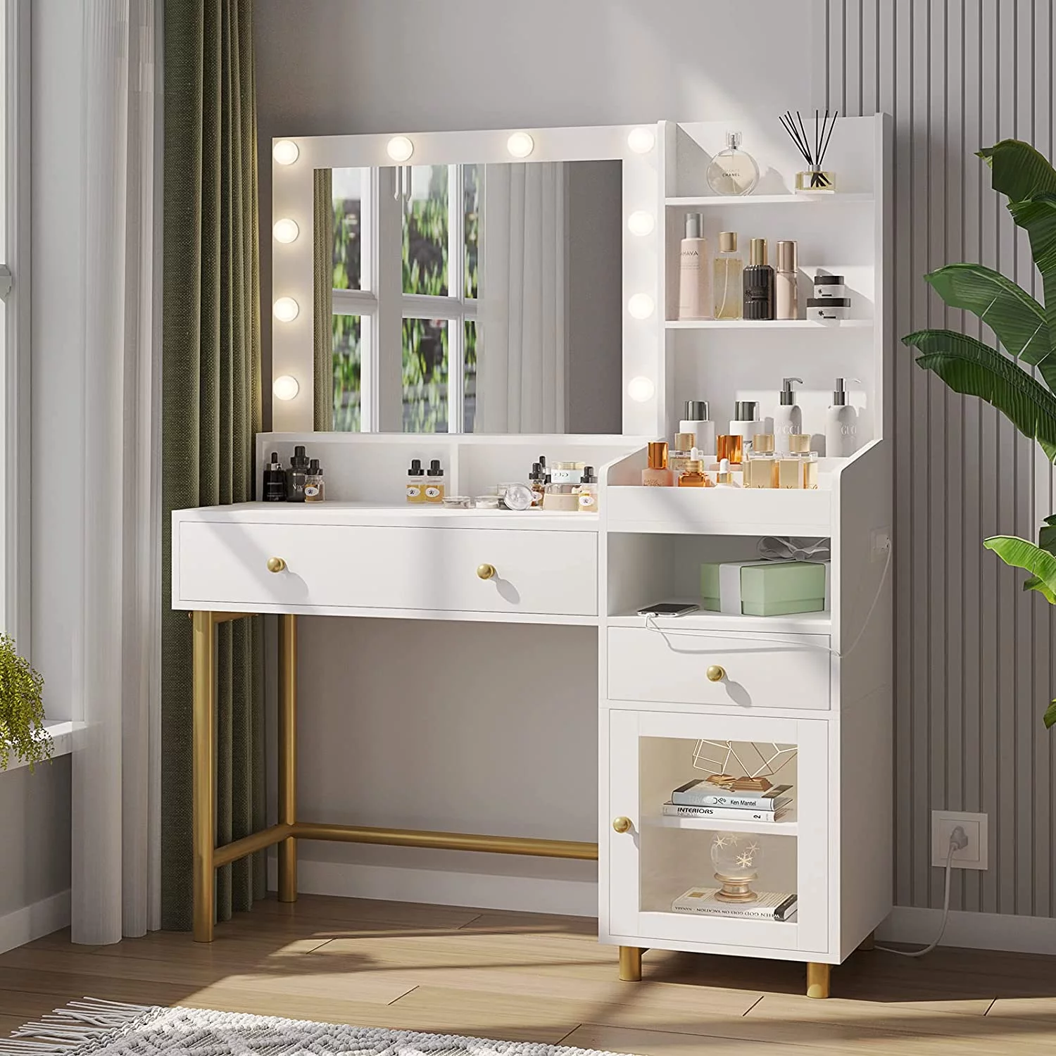 Makeup Vanity Desk with Lighted Mirror and Drawers, Vanity Desk Table Dressing Table with Charging Station & Lights for Bedroom,White