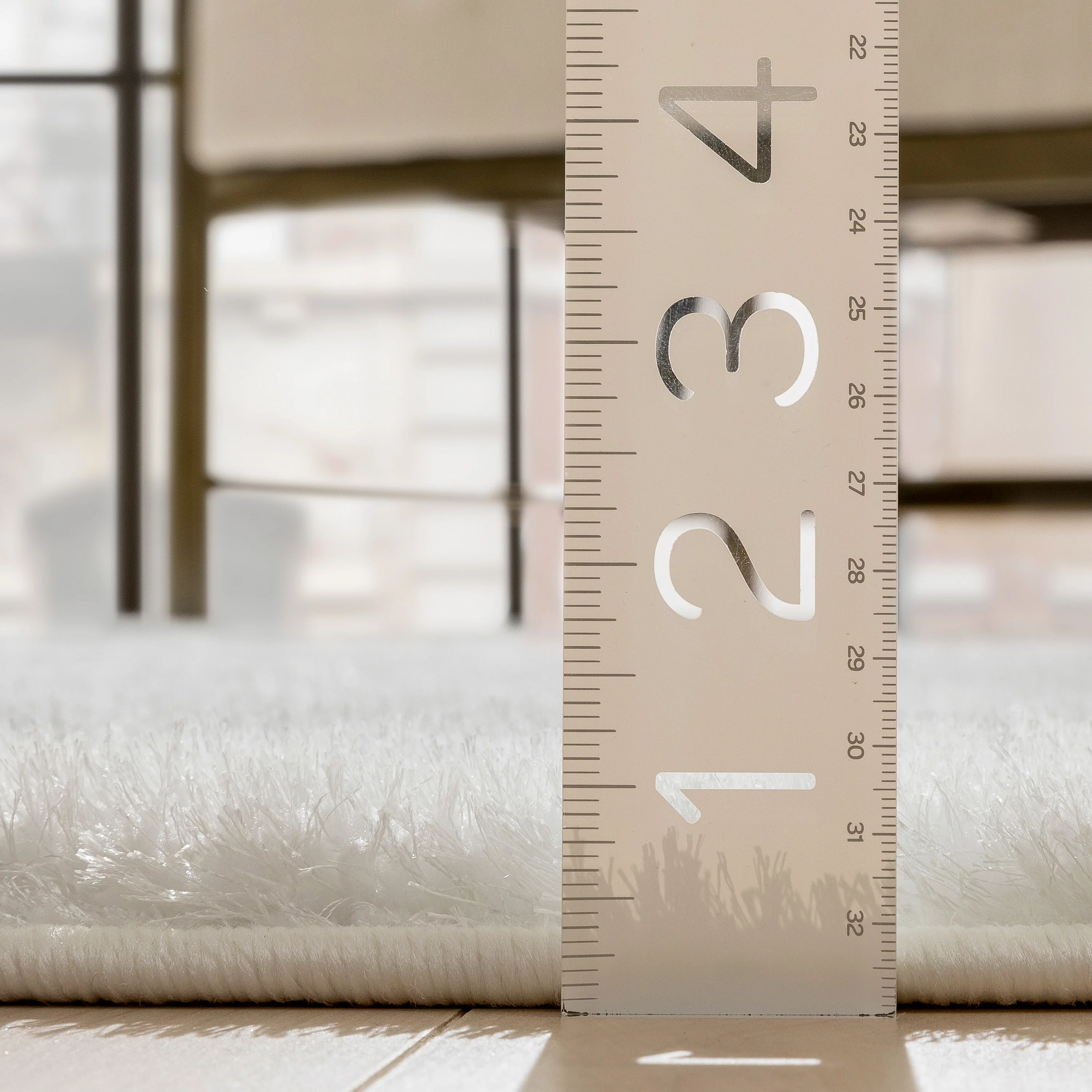 Well Woven Ciel Ivory Ultra-Soft Multi-Textured Shimmer Pile Area Rug 5x7 (5'3