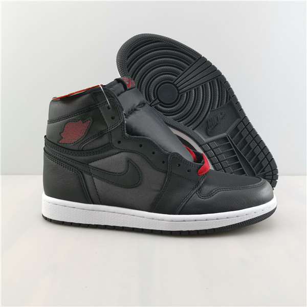 AIR JORDAN 1 SATIN BLACK GYM RED 555088-060