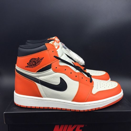 Jordan 1 Retro Reverse Shattered Backboard 555088-113