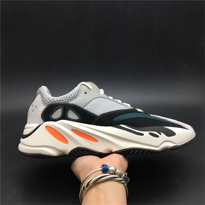 Ad*s yeezy boost 700 wave runner b75571