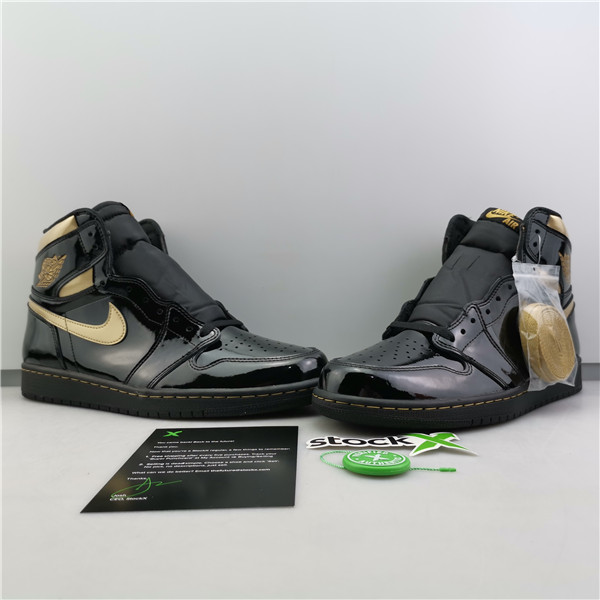 AIR JORDAN 1 RETRO HIGH OG “BLACK GOLD” 555088-032