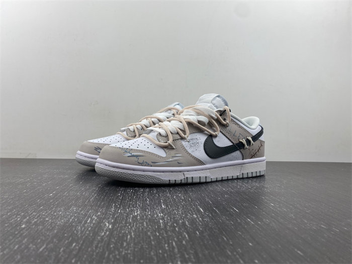 Nike Dunk Low DV0831-101