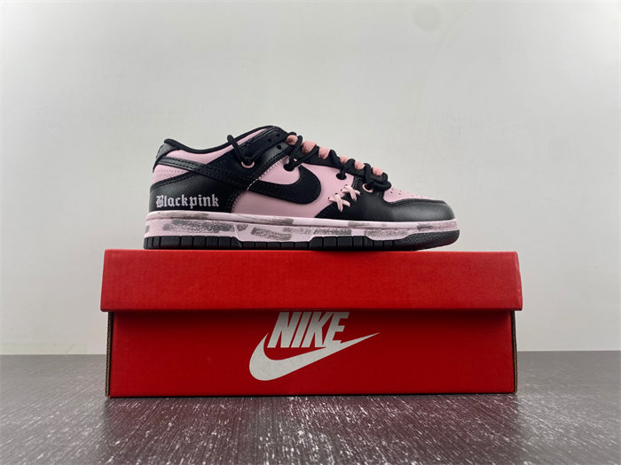 Nike SB Dunk Low CW1590-100