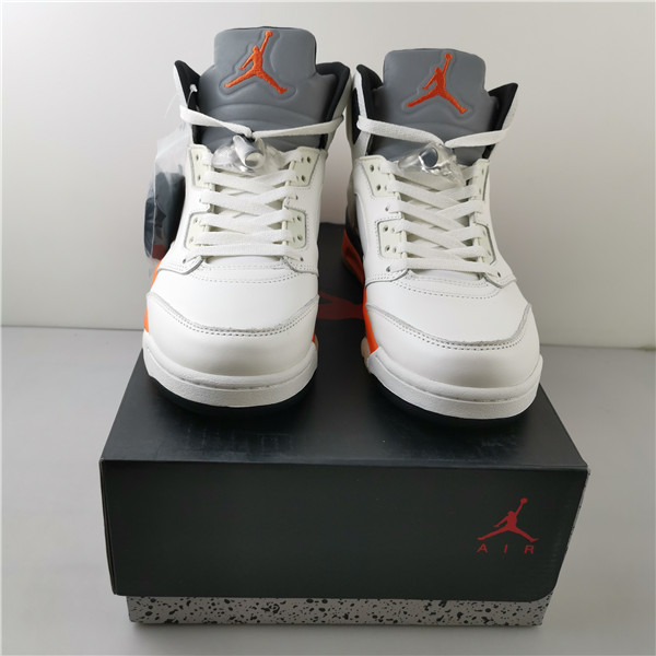 Jordan 5 Retro Total Orange DC1060-100