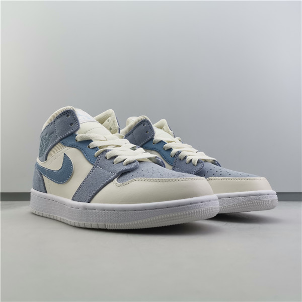 AIR JORDAN 1 MID DA4666-100