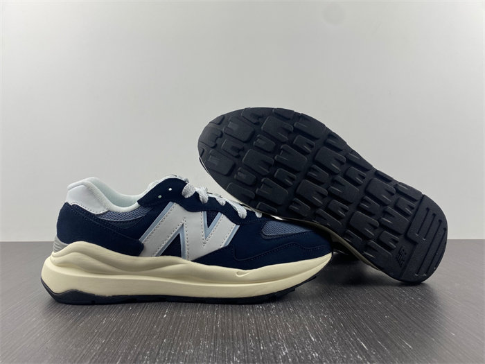 New Balance 57/40 Team Navy  M5740CD