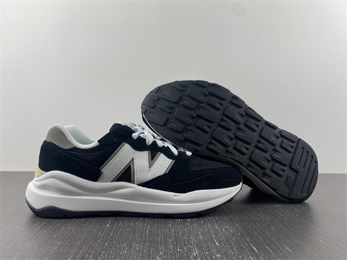 New Balance 57/40 Black White M5740CB