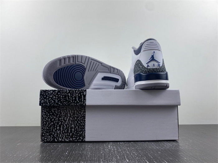 Air Jordan 3 “Midnight Navy” CT8532-140