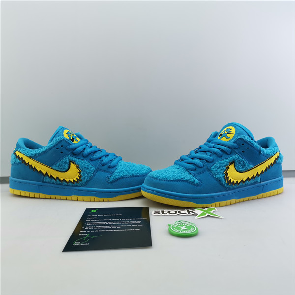 GRATEFUL DEAD X NIKE SB DUNK LOW “BLUE BEAR” CJ5378-400