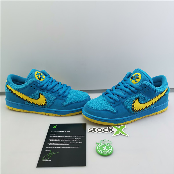 GRATEFUL DEAD X NIKE SB DUNK LOW “BLUE BEAR” CJ5378-400