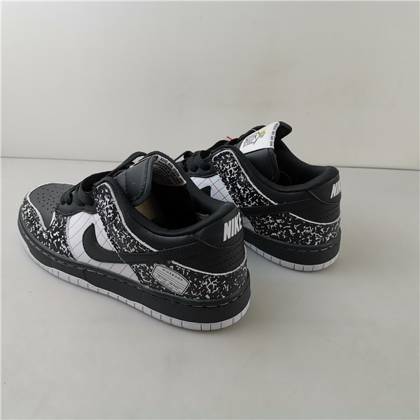 Nike Dunk Low GS Nikebook 327624-001