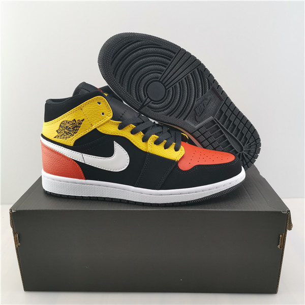 Air Jordan 1 Mid SE “Raygun”852542-087