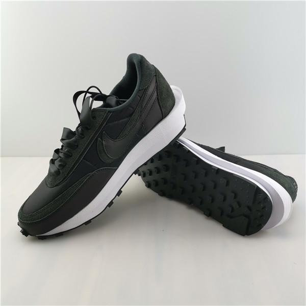 NIKE SACAI NIKE LDWAFFLE BLACK NYLON BV0073-002