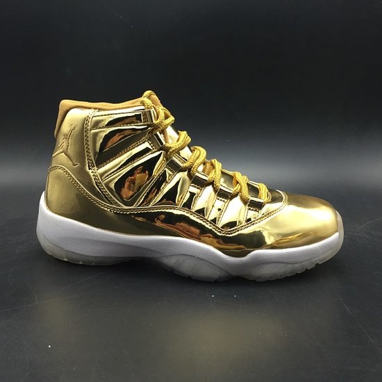 Air Jordan 11 Retro P1NNACLE Metallc 