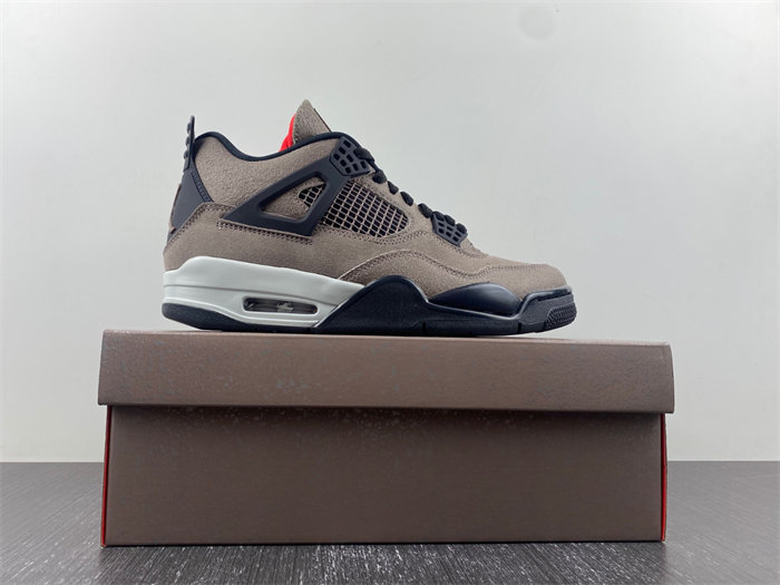 Air Jordan 4 Retro "Taupe Haze" DB0732-200