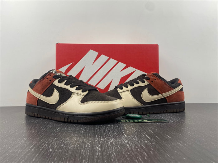 Nike Dunk Low “Red Panda” FV0395-200