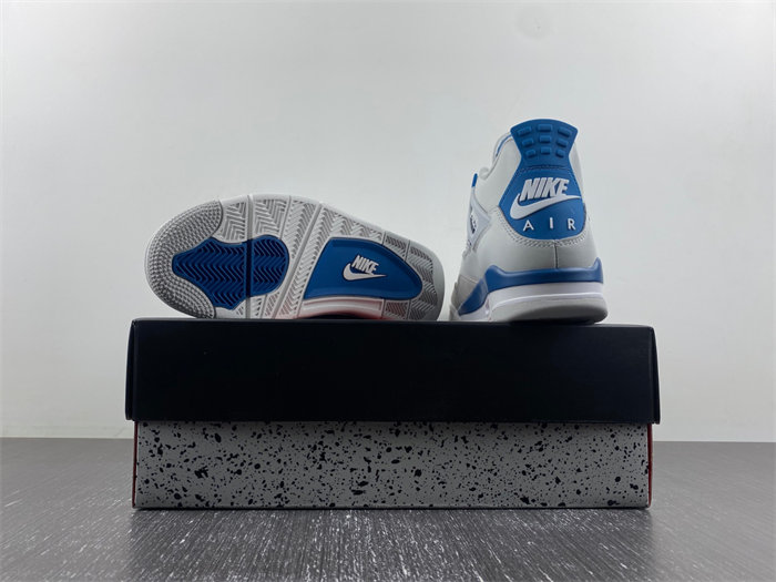 Air Jordan 4 "Military Blue" FV5029-141