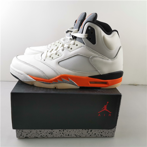 Jordan 5 Retro Total Orange DC1060-100