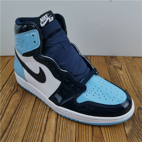 Air Jordan 1 Retro High UNC Patent CD0461-401