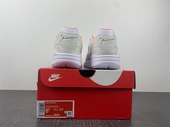 Nike Air Max 1 Unlock Your Space FN0608-101