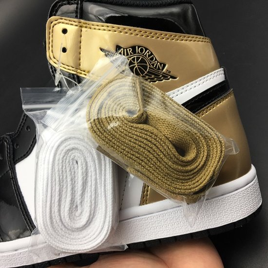 GOAT Air Jordan 1 Gold Toe 861428-001