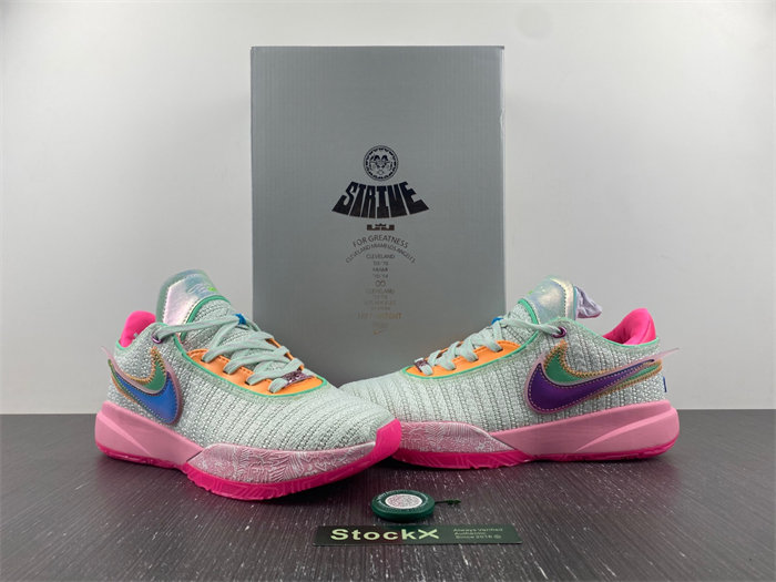 Nike Lebron 20 Time Machine DJ5422-300