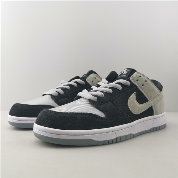 Nike Sb Zoom Dunk Low Pro Black/Wolf Grey 854866-001