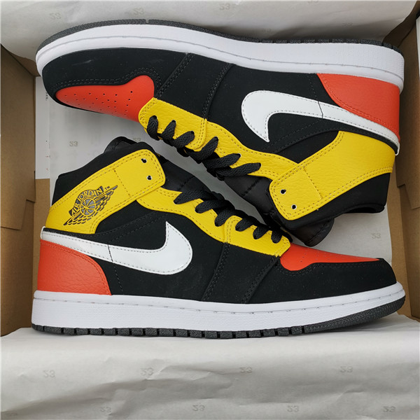 Air Jordan 1 Mid SE “Raygun”852542-087