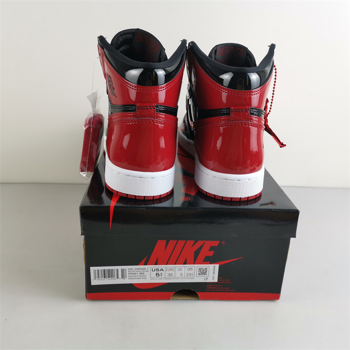 Jordan 1 High Patent Bred 575441-063