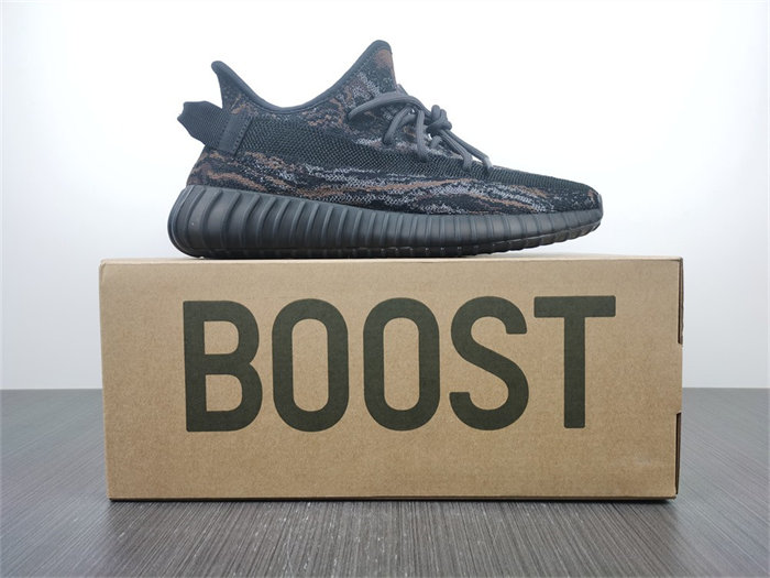 Ad*s yeezy boost 350 v2 mx rock gw3774