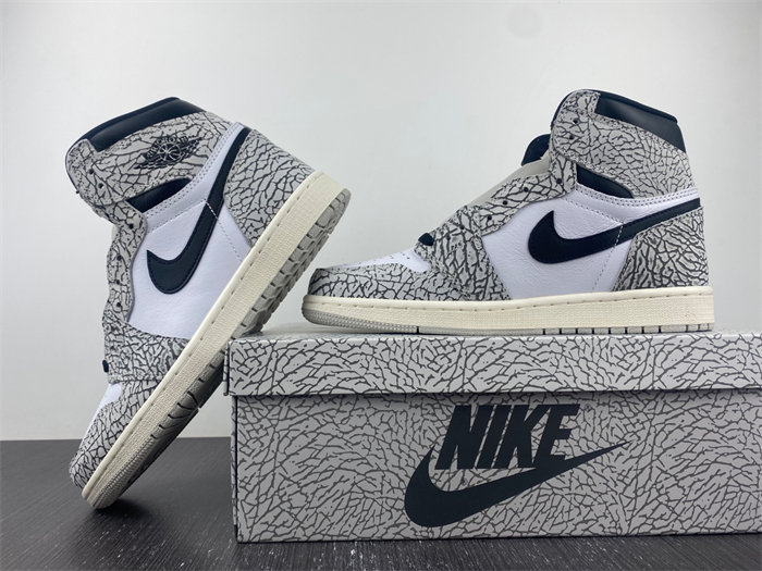 Jordan 1 Retro High OG White Cement DZ5485-052