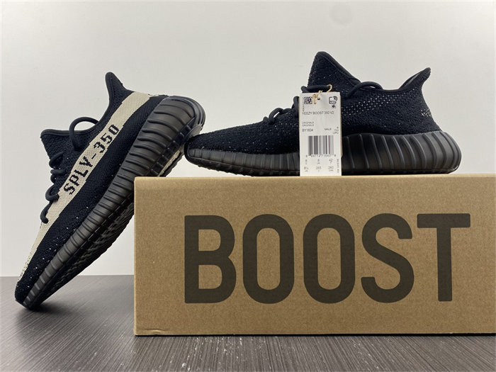 Ad*s yeezy 350v2 core black by1604