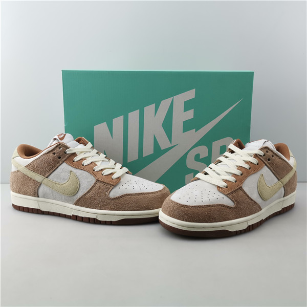 NIKE SB DUNK LOW PRM “MEDIUM CURRY” DD1390-100