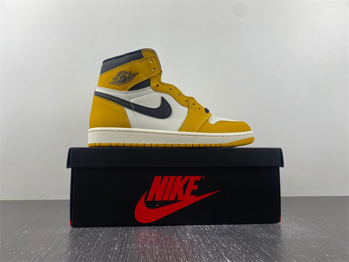 Air Jordan 1 High OG “Yellow Ochre” DZ5485-701