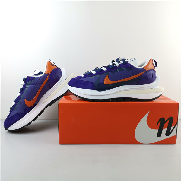 Nike Vaporwaffle sacai Dark Iris DD1875-500