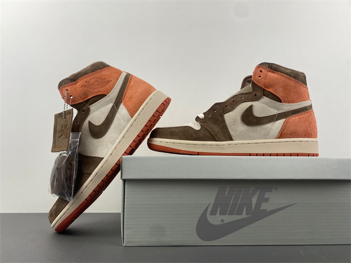 Air Jordan 1 High OG WMNS “Dusted Clay”   FQ2941-200