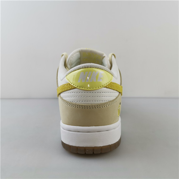 NIKE DUNK LOW LEMON DROP (W) - DJ6902-700